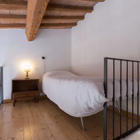 Firenze Rentals מלון